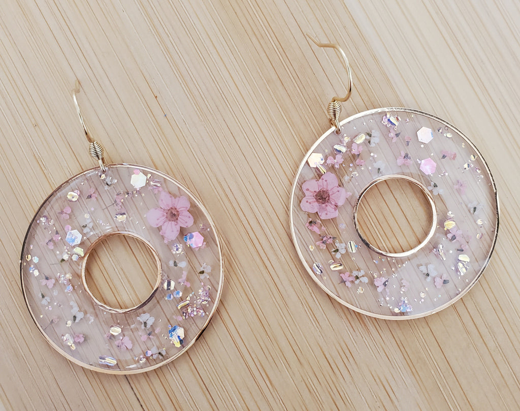 Charmantes boucles d'oreilles