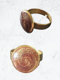 Bague en résine marron nacrée