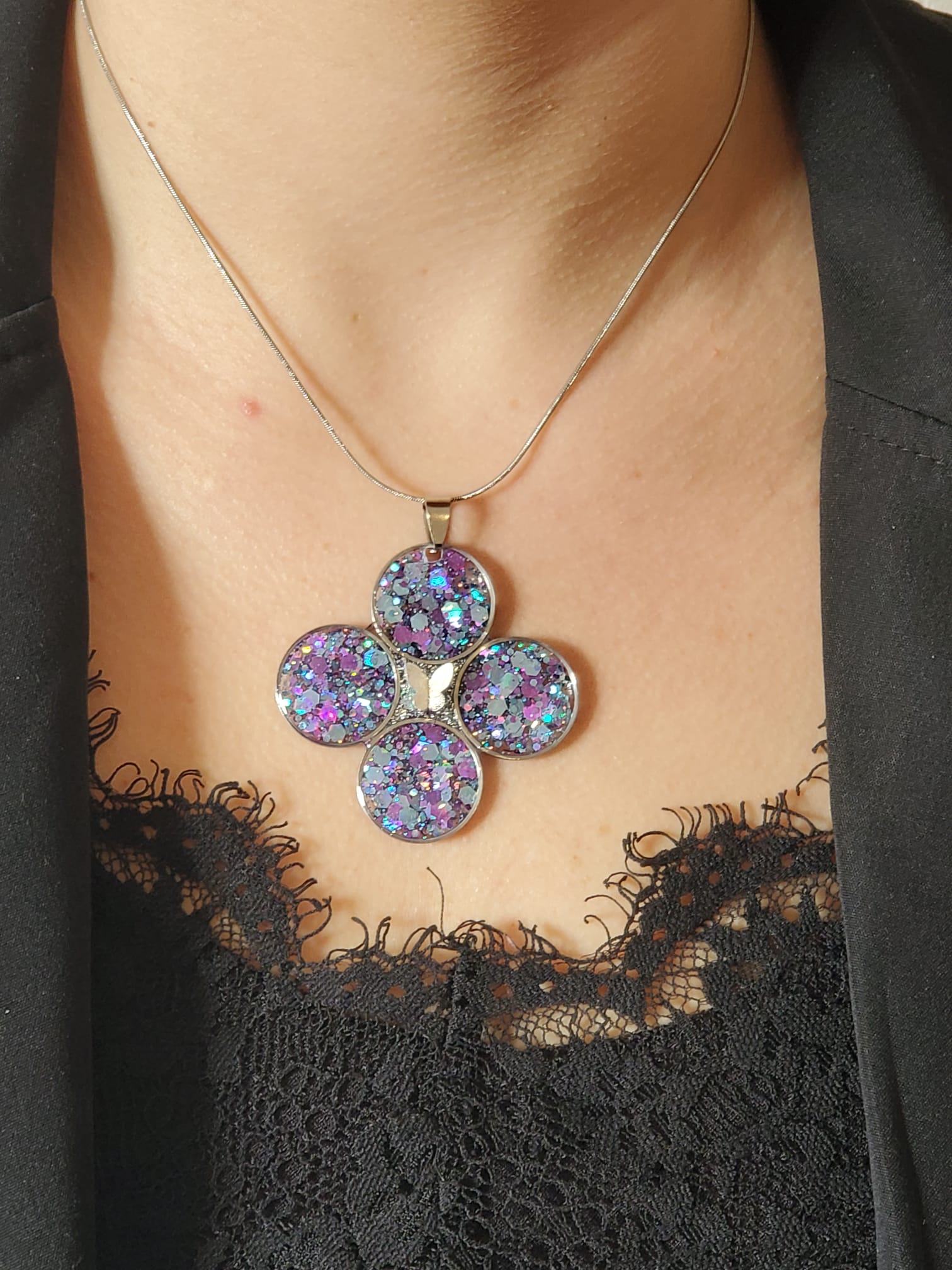 Collier original à paillette