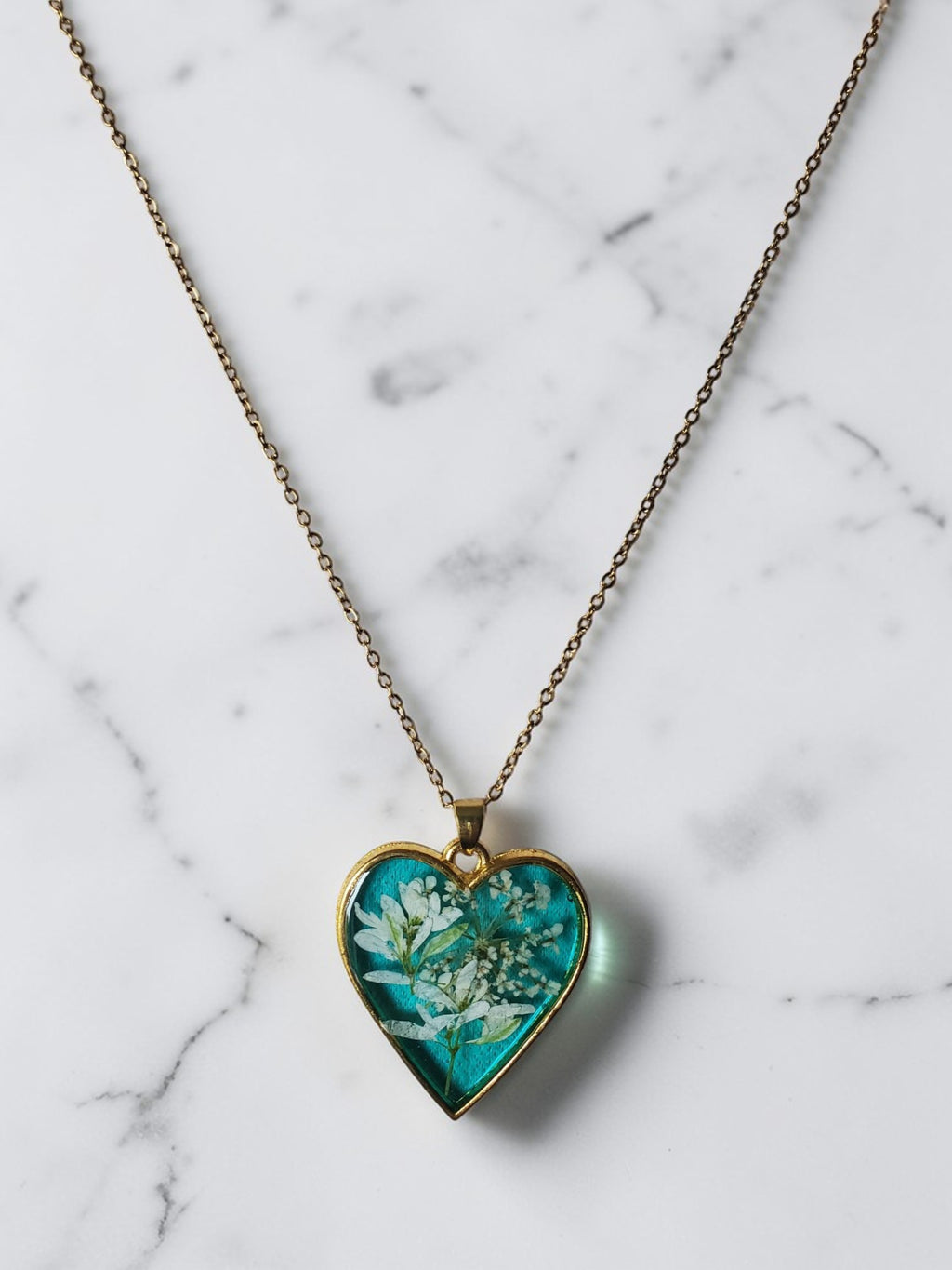 Parure collier cœur et boucles d'oreilles